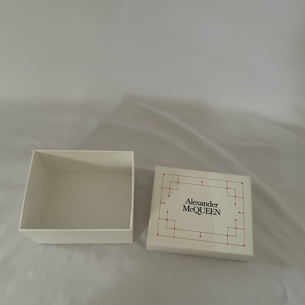 Alexander McQueen box